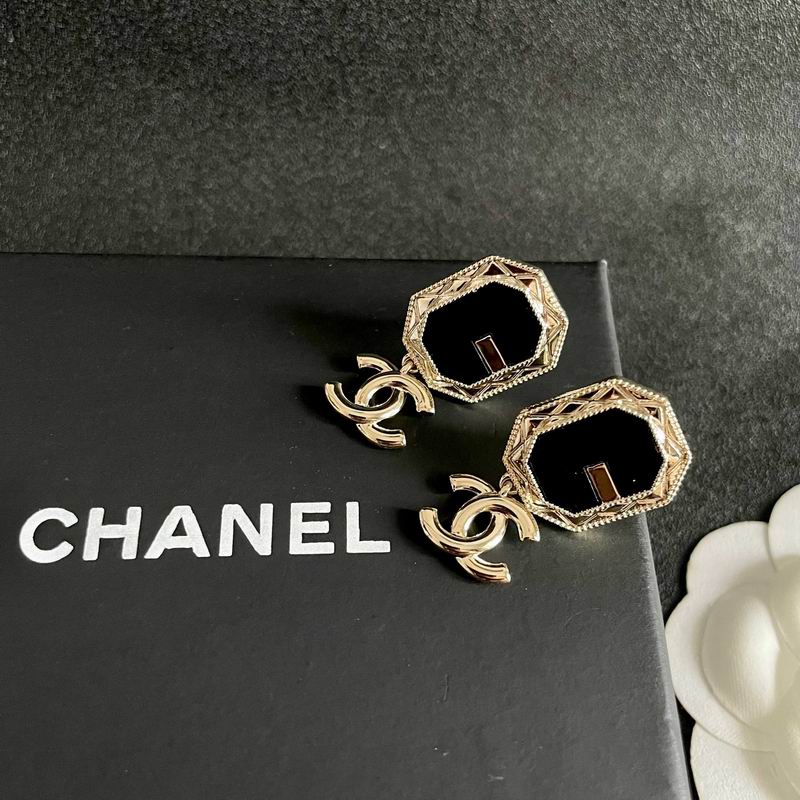 Chanel Earring 09yxs312